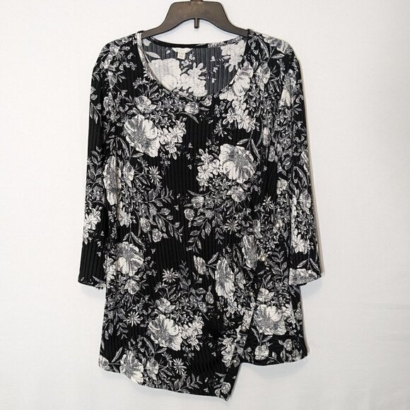 Women's CATO Est 1946, Black/White Floral, 3/4 Sleeve, Knit Tunic; Size 14/16W - Picture 1 of 6